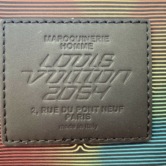 Louis Vuitton 2054 Monogram Reversible Keepall - Picture 5 of 8